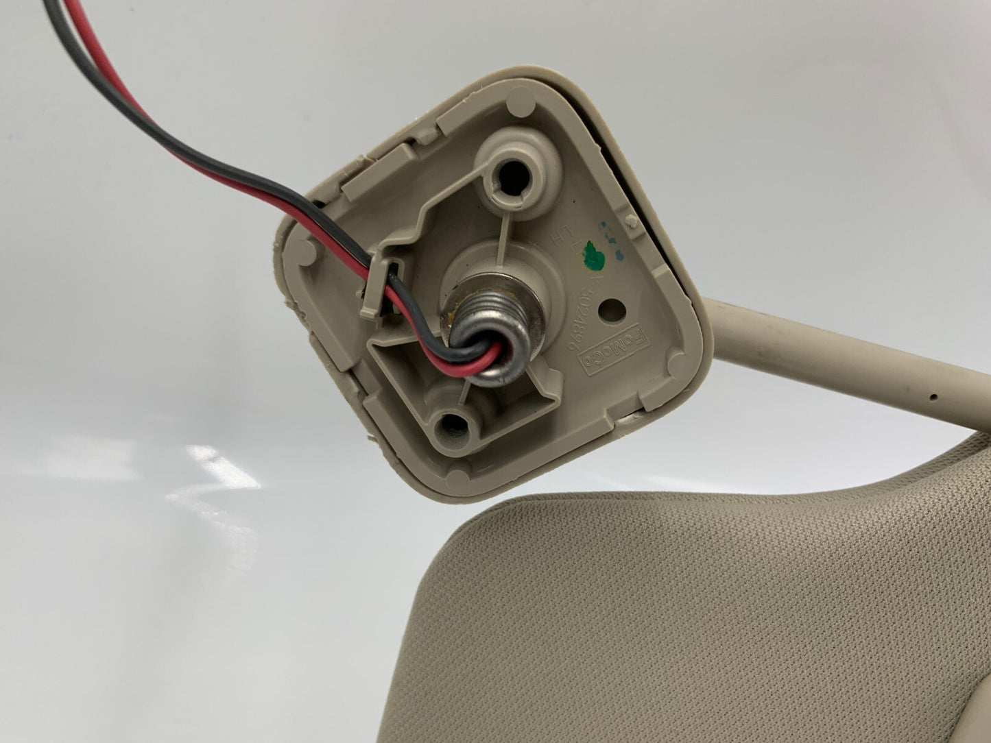 2010-2011 Ford Taurus Driver Sun Visor Sunvisor Gray Illuminated OEM E03B37057