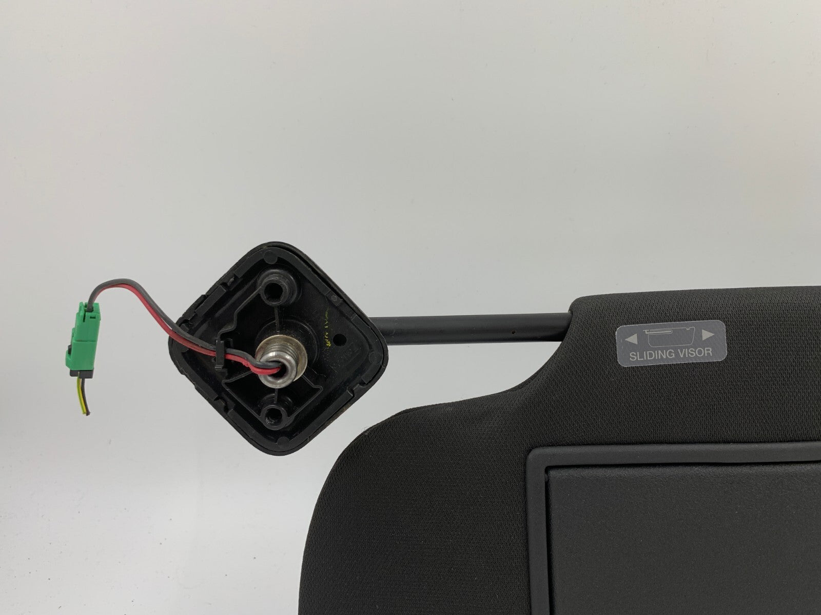 2013-2019 Ford Taurus Driver Sun Visor Illuminated Black OEM B03B41076
