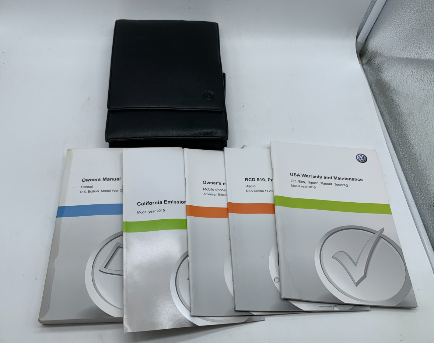 2015 Volkswagen Passat Owners Manual Set with Case OEM D02B09042