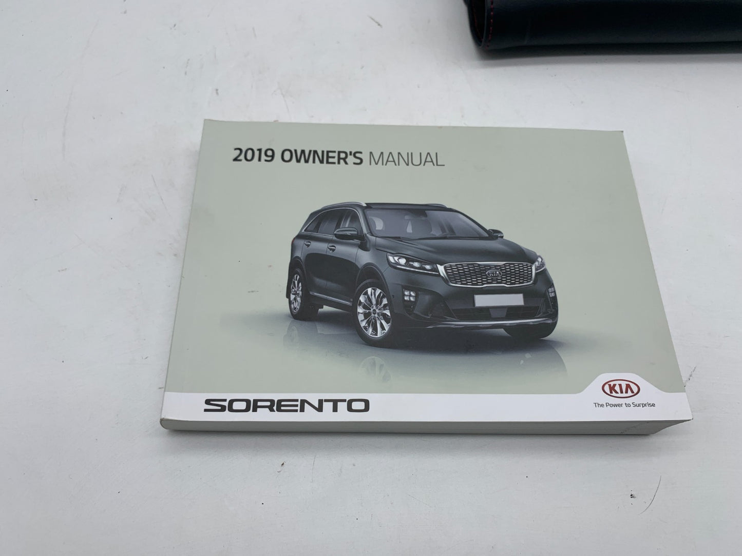 2019 Kia Sorento Owners Manual Set with Case OEM C02B31005
