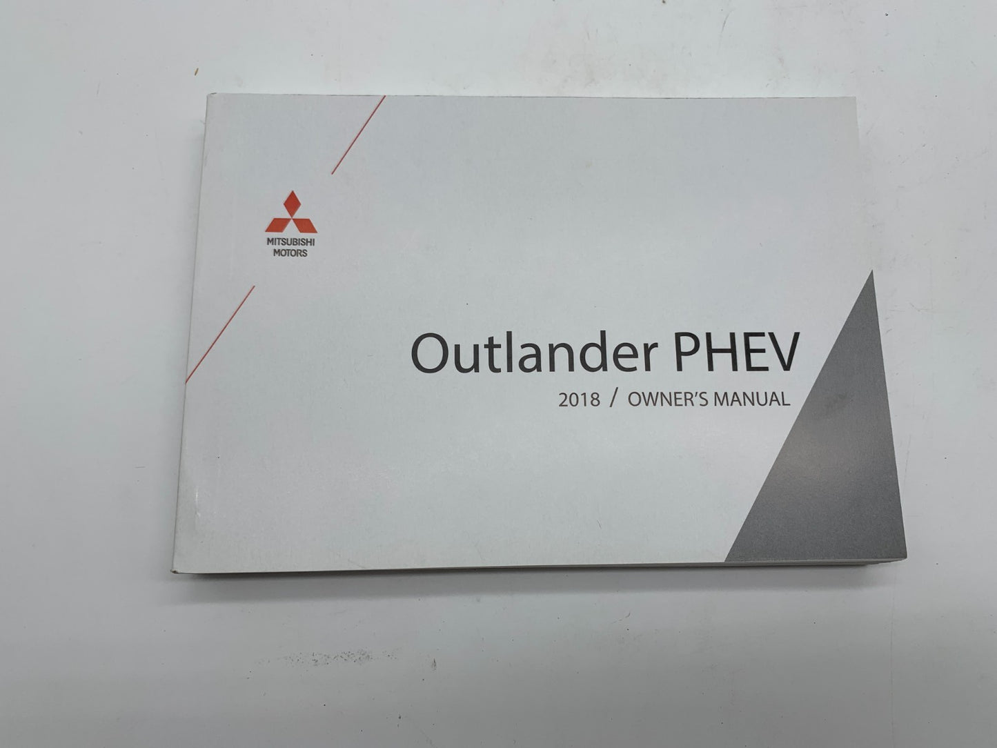 2018 Mitsubishi Outlander Owners Manual Set with Case OEM A01B41015