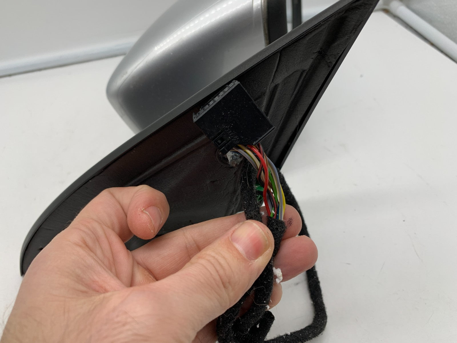 2009-2012 Volkswagen CC Passenger Side View Power Door Mirror Silver A01B08064