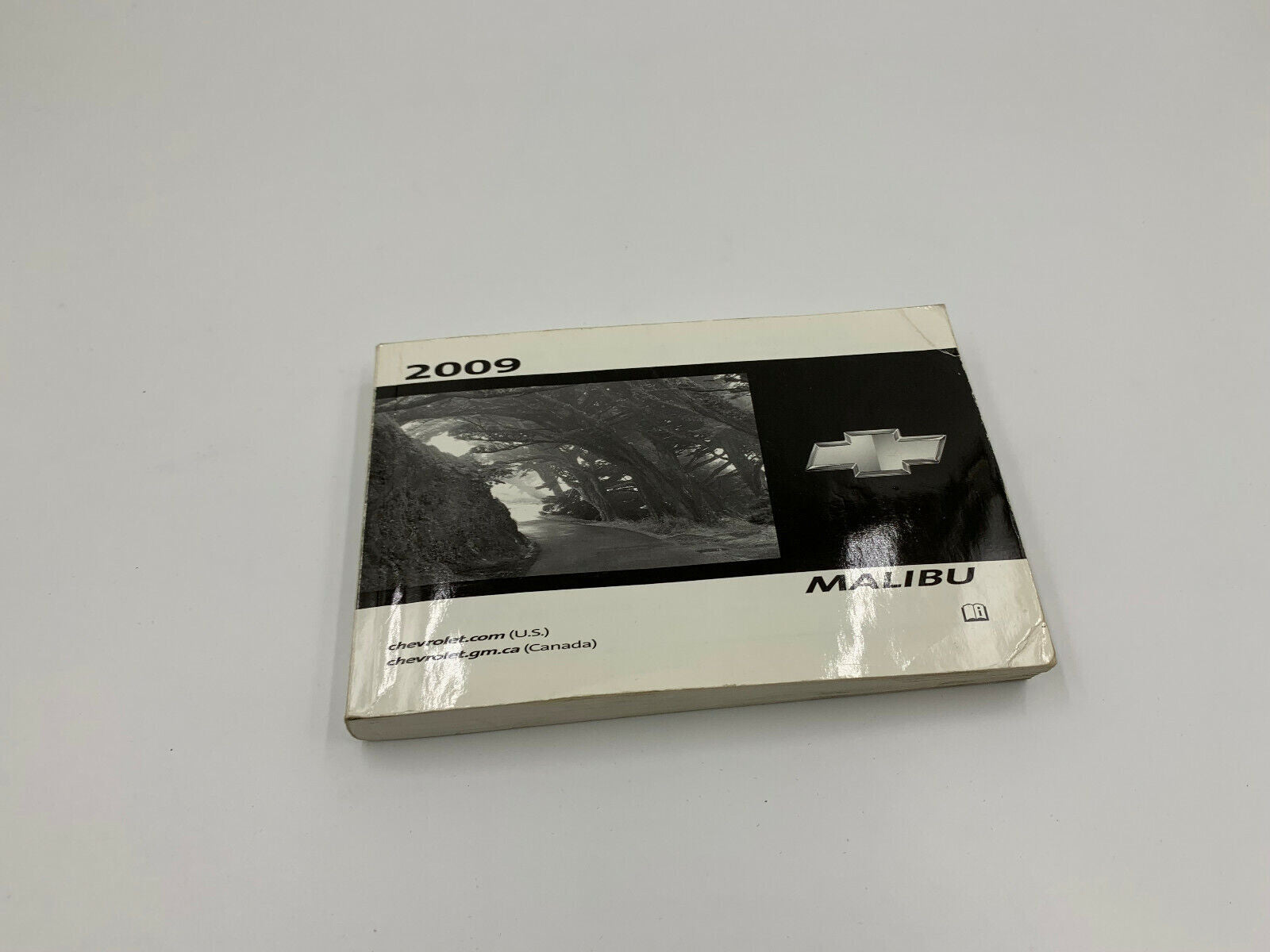 2009 Chevrolet Malibu Owners Manual OEM E01B69007