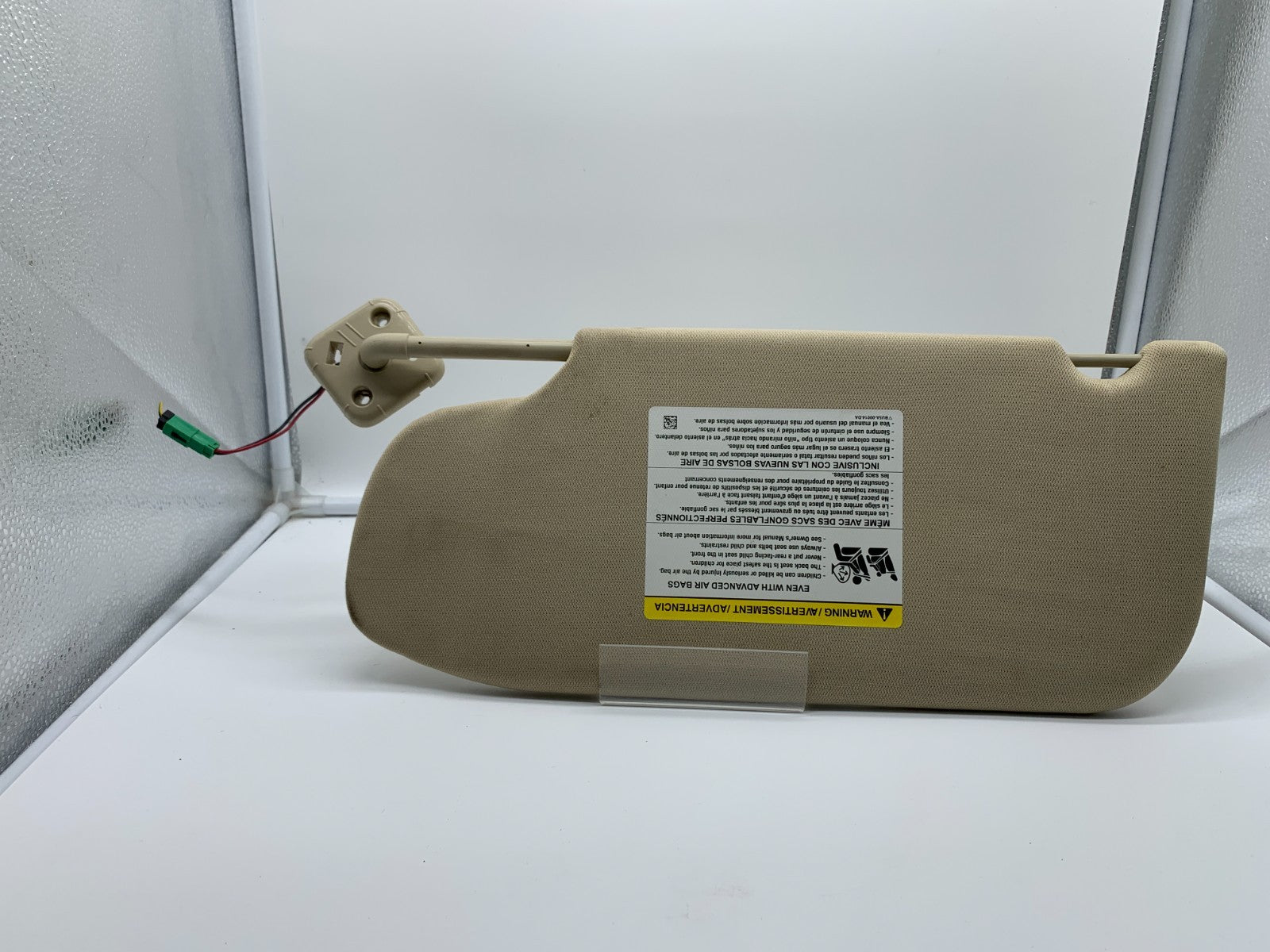 2013-2019 Ford Taurus Passenger Sun Visor Tan Illuminated OEM A04B10013