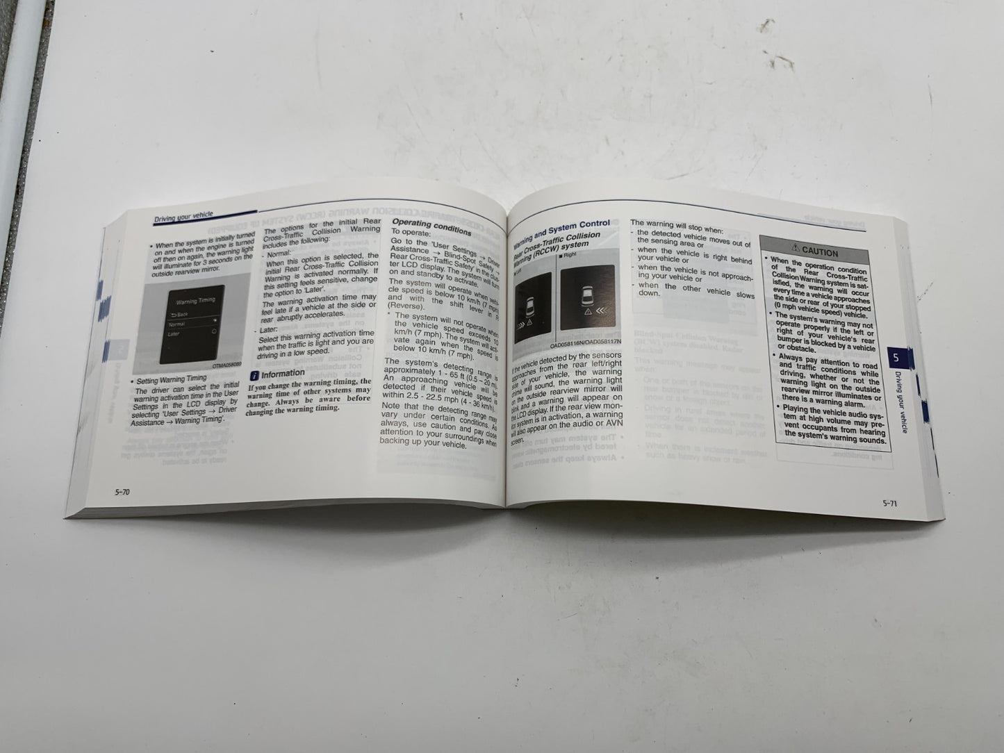 2020 Hyundai Elantra Owners Manual Set with Case OEM D03B68013