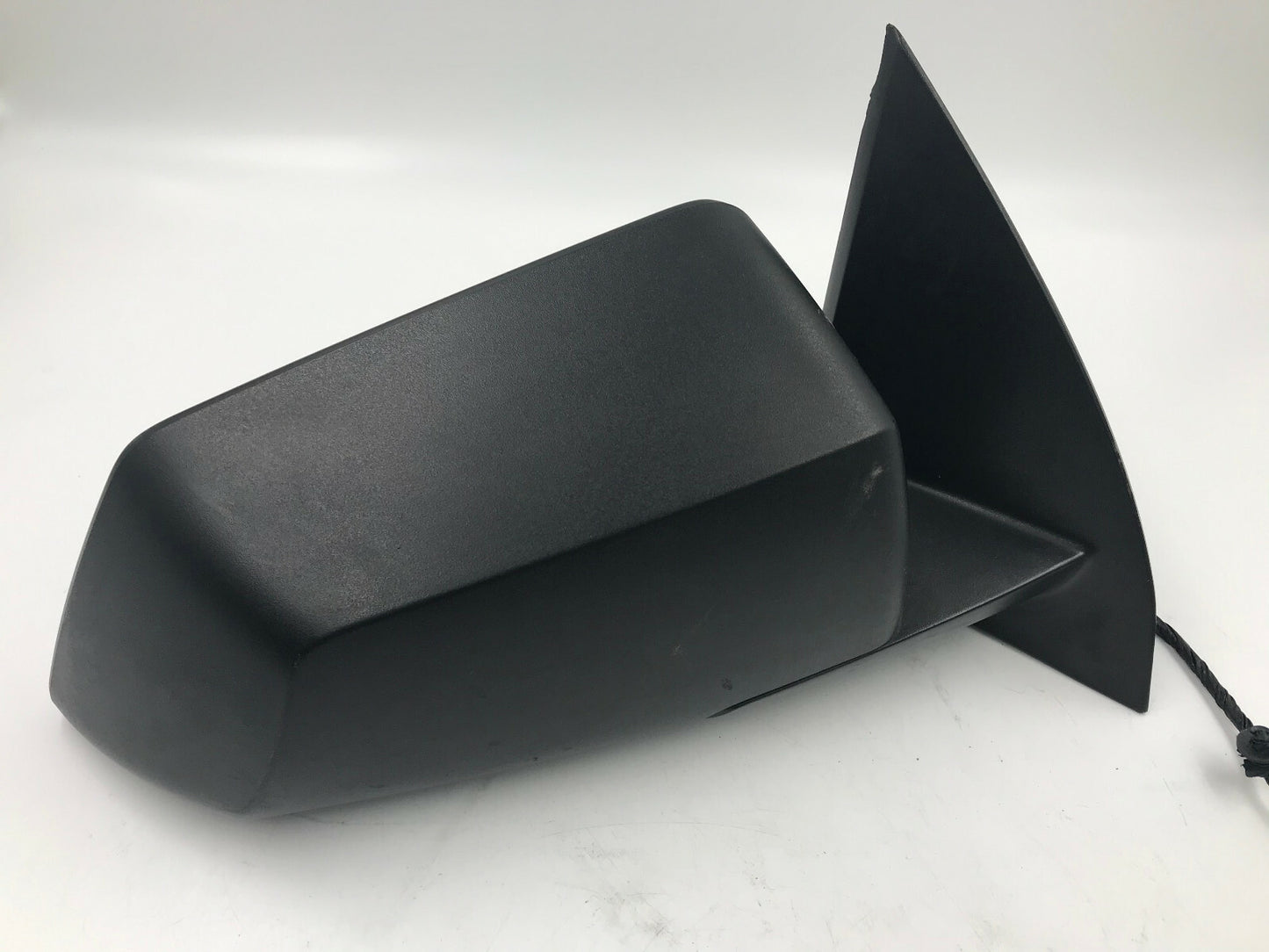 2007-2008 GMC Acadia Passenger Side View Power Door Mirror Black OEM B03B28004