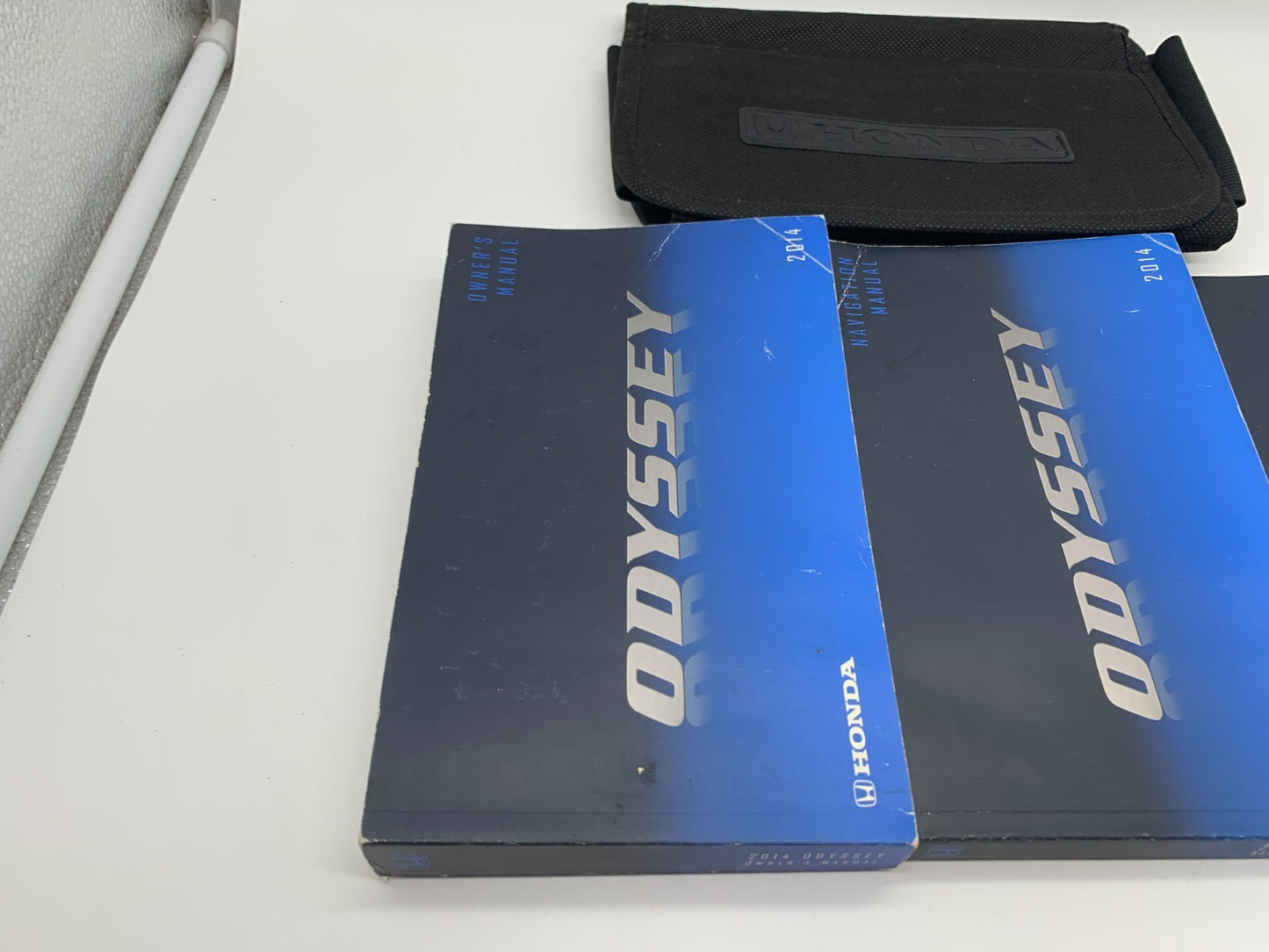 2014 Honda Odyssey Owners Manual Set with Case OEM D03B43001