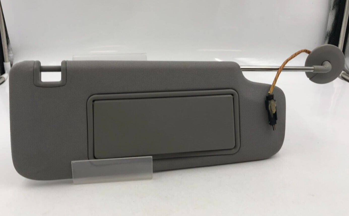 2016-2023 Chevrolet Malibu Passenger Sun Visor Illuminated OEM A01B32052