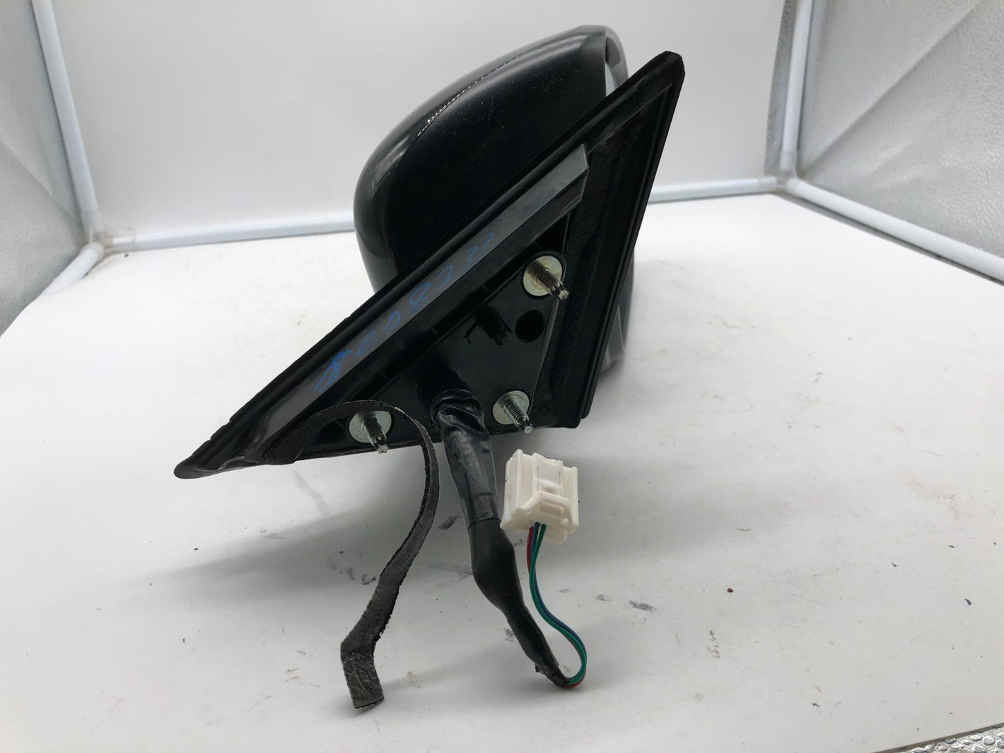 2016-2017 Nissan Rogue Passenger Side View Power Door Mirror Black OEM D03B08004
