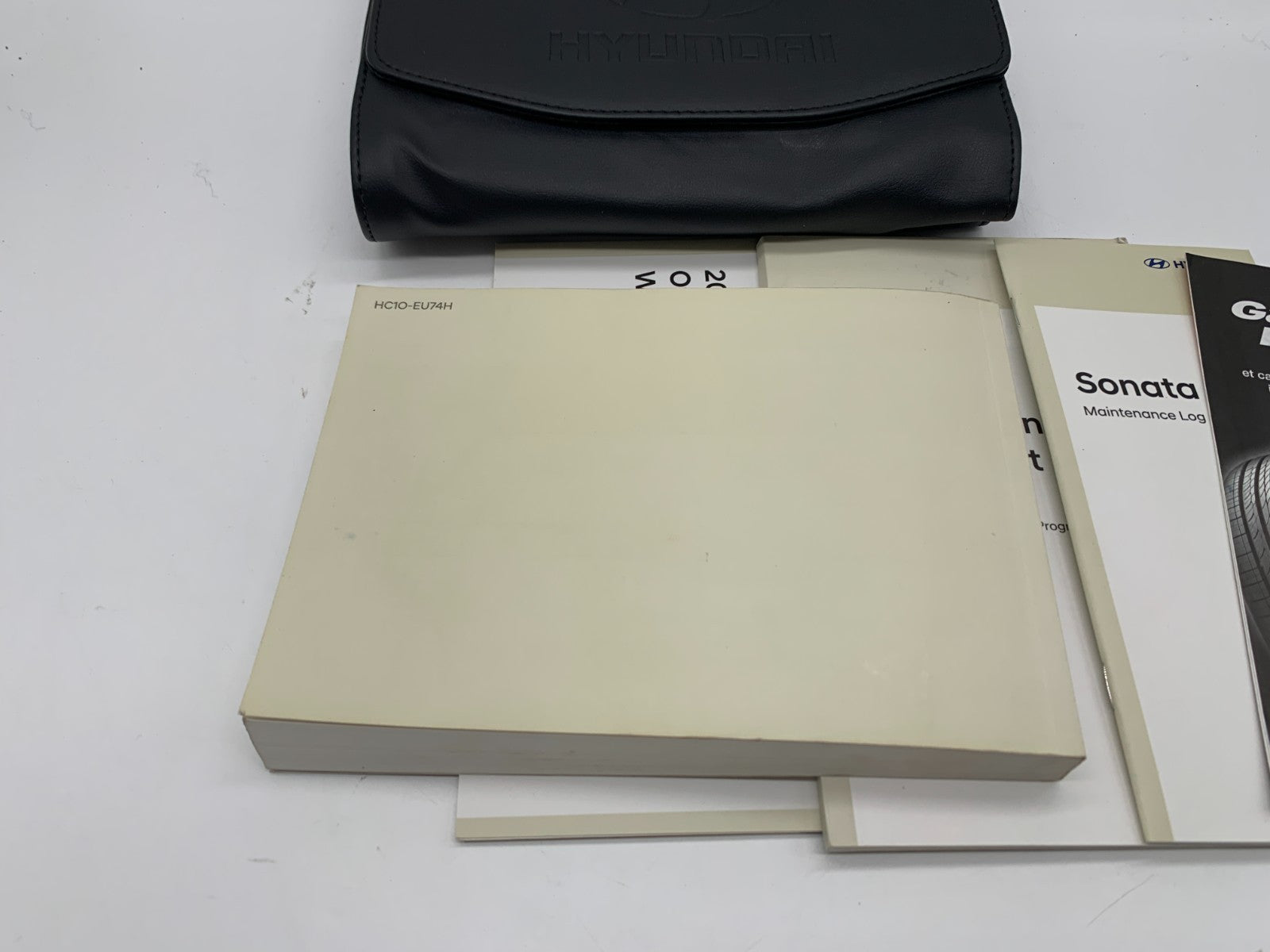 2017 Hyundai Sonata Owners Manual Set with Case OEM C01B07008