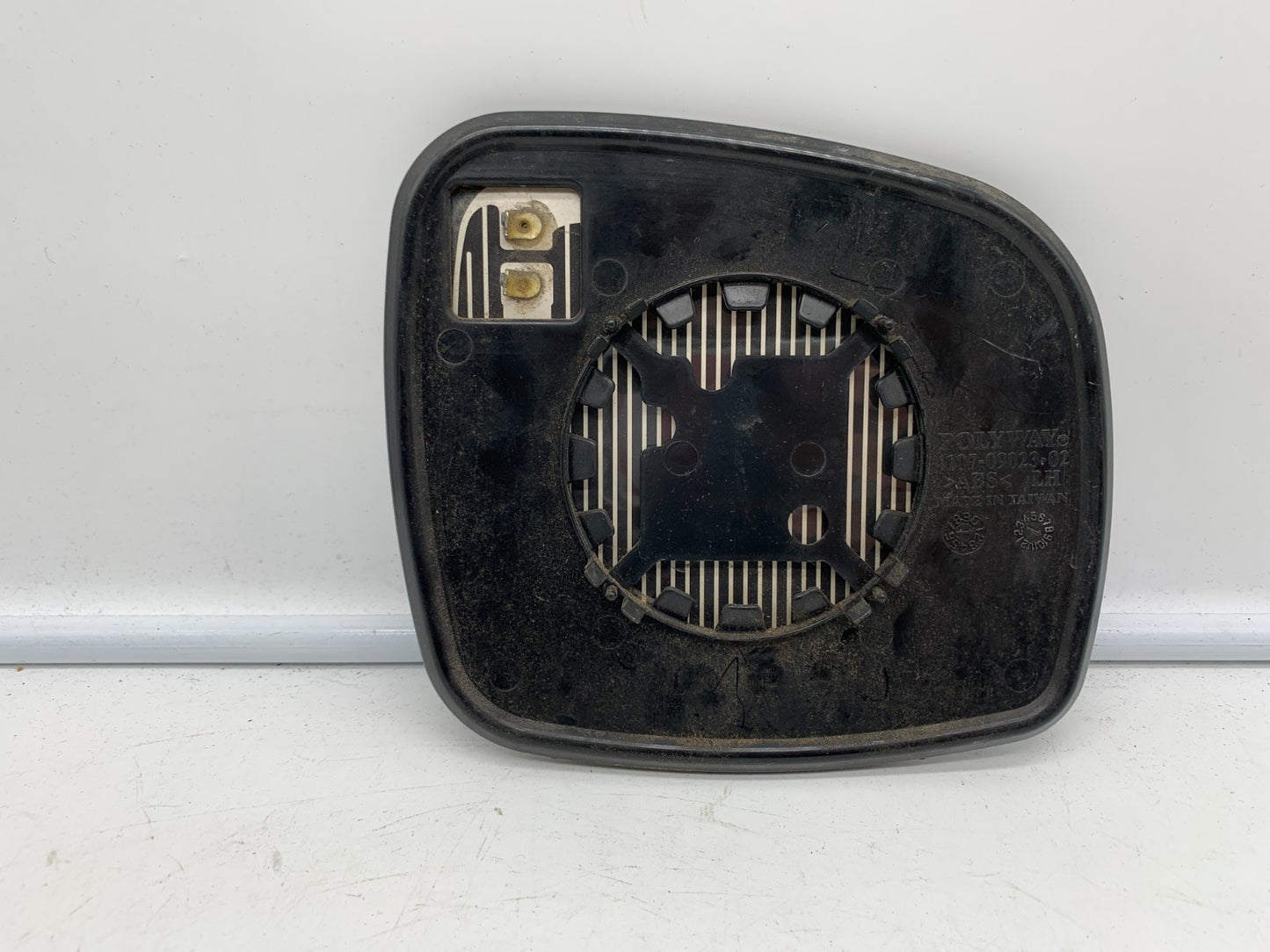 2008-2010 Dodge Caravan Driver Side Power Door Mirror Glass Only OEM A04B02016