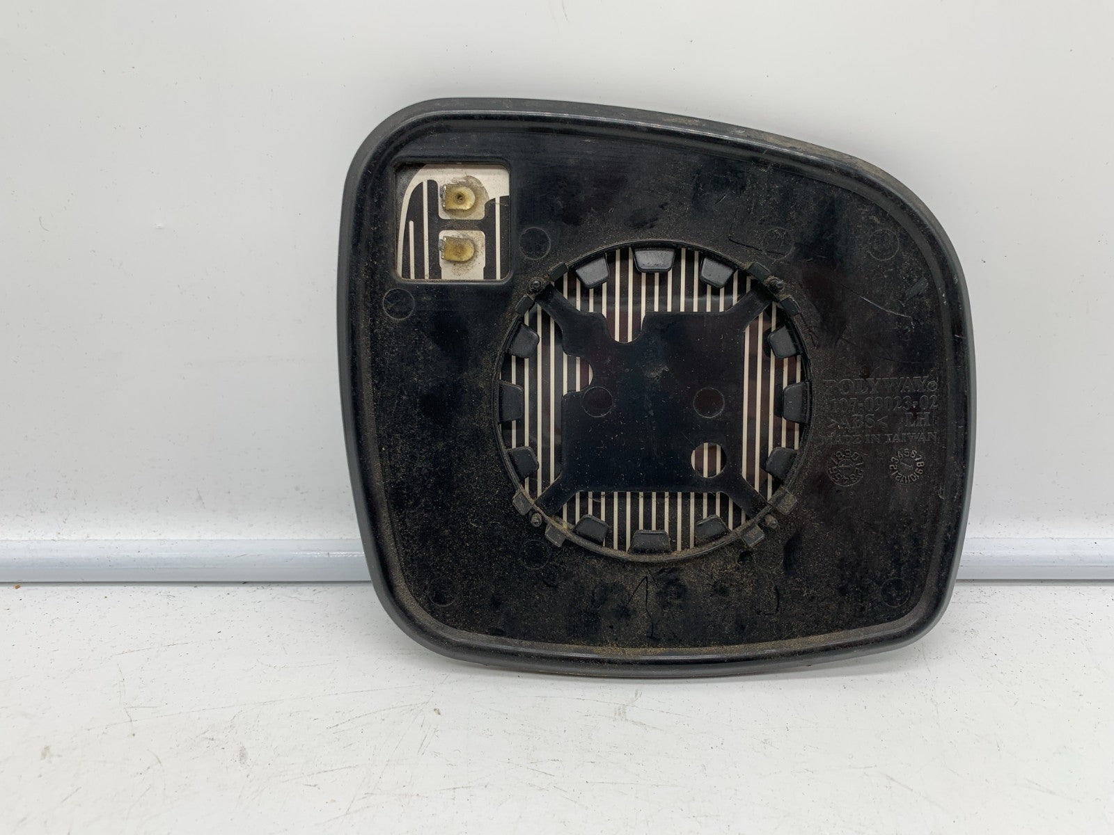 2008-2010 Dodge Caravan Driver Side Power Door Mirror Glass Only OEM A04B02016