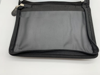 2003 Ford Focus Owners Manual Set with Case OEM B04B04071