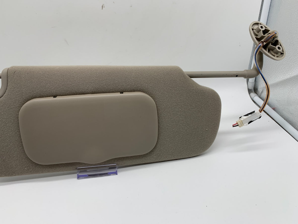 2002-2003 Jeep Liberty Passenger Sun Visor Gray Illumination OEM B02B09091
