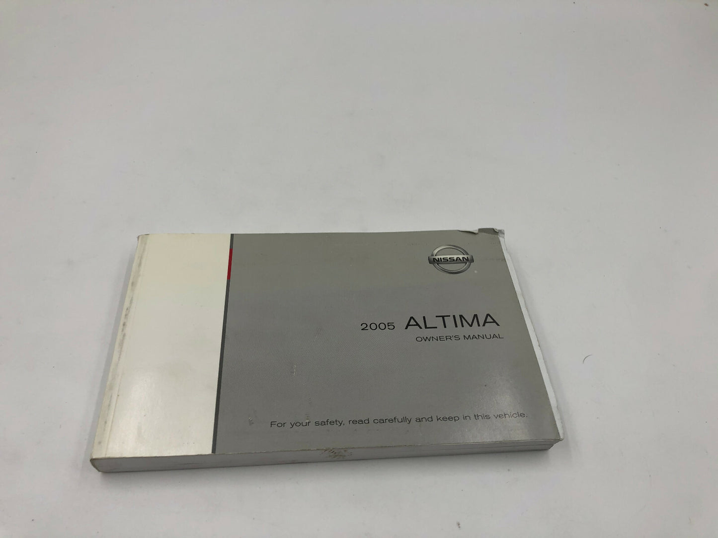 2005 Nissan Altima Owners Manual Set with Case OEM C03B69020