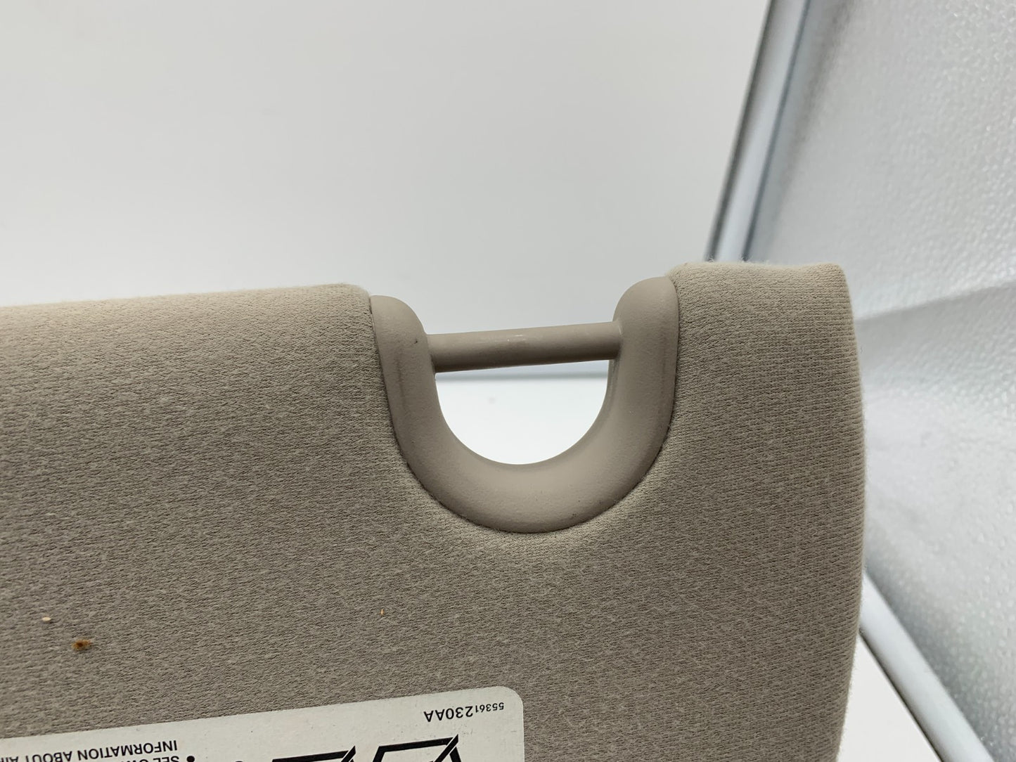 2004-2006 Chrysler Pacifica Passenger Sun Visor Illuminated OEM A01B36046