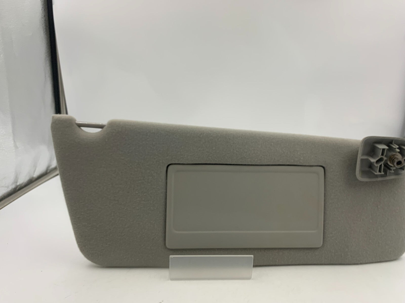 2004-2008 Ford F-150 F150 Passenger Sun Visor Gray OEM D02B18084