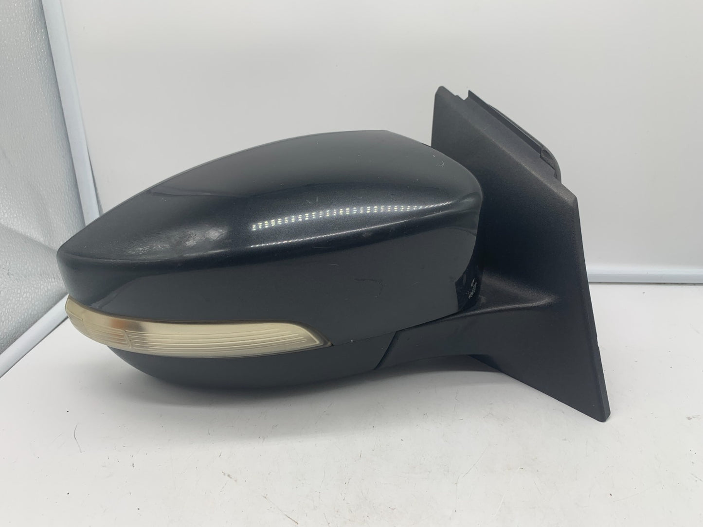 2012-2014 Ford Focus Passenger Side View Power Door Mirror Tuxedo Black OEM