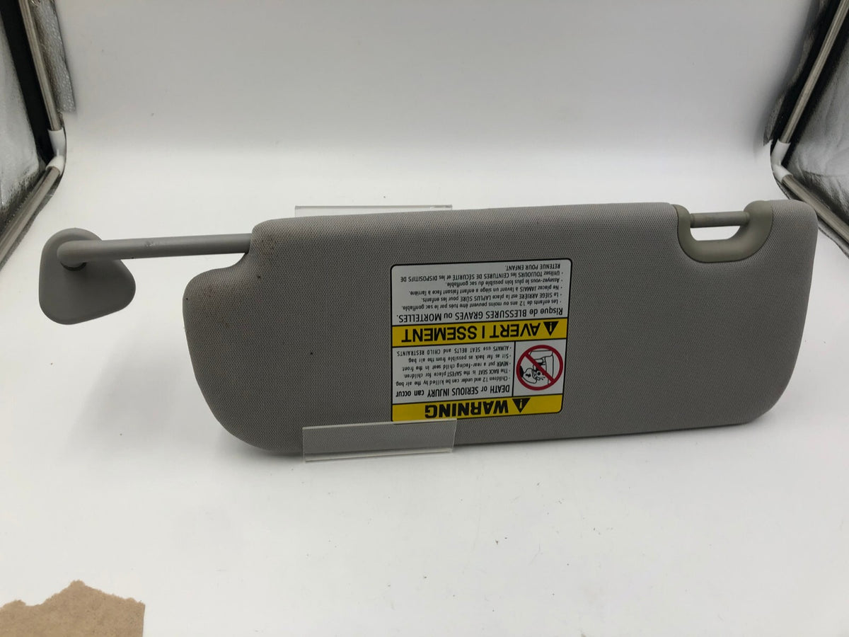2013-2019 Hyundai Santa Fe Passenger Sun Visor Gray Illuminated OEM C03B23050
