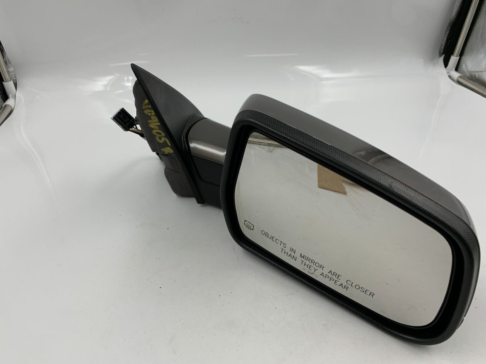 2010-2011 Chevrolet Equinox Passenger Side Power Door Mirror Gray OEM D02B63001