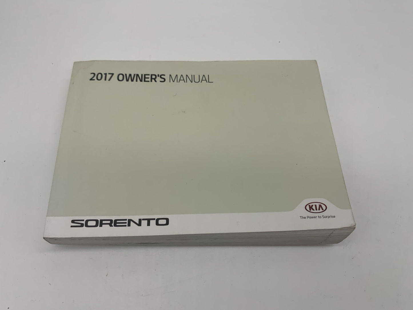 2017 Kia Sorento Owners Manual Set with Case OEM R01B05026