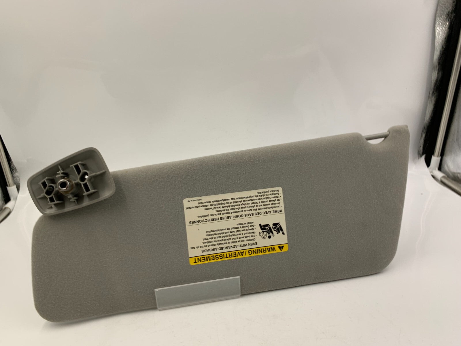2004-2008 Ford F150 Passenger Sun Visor Gray OEM C04B24044