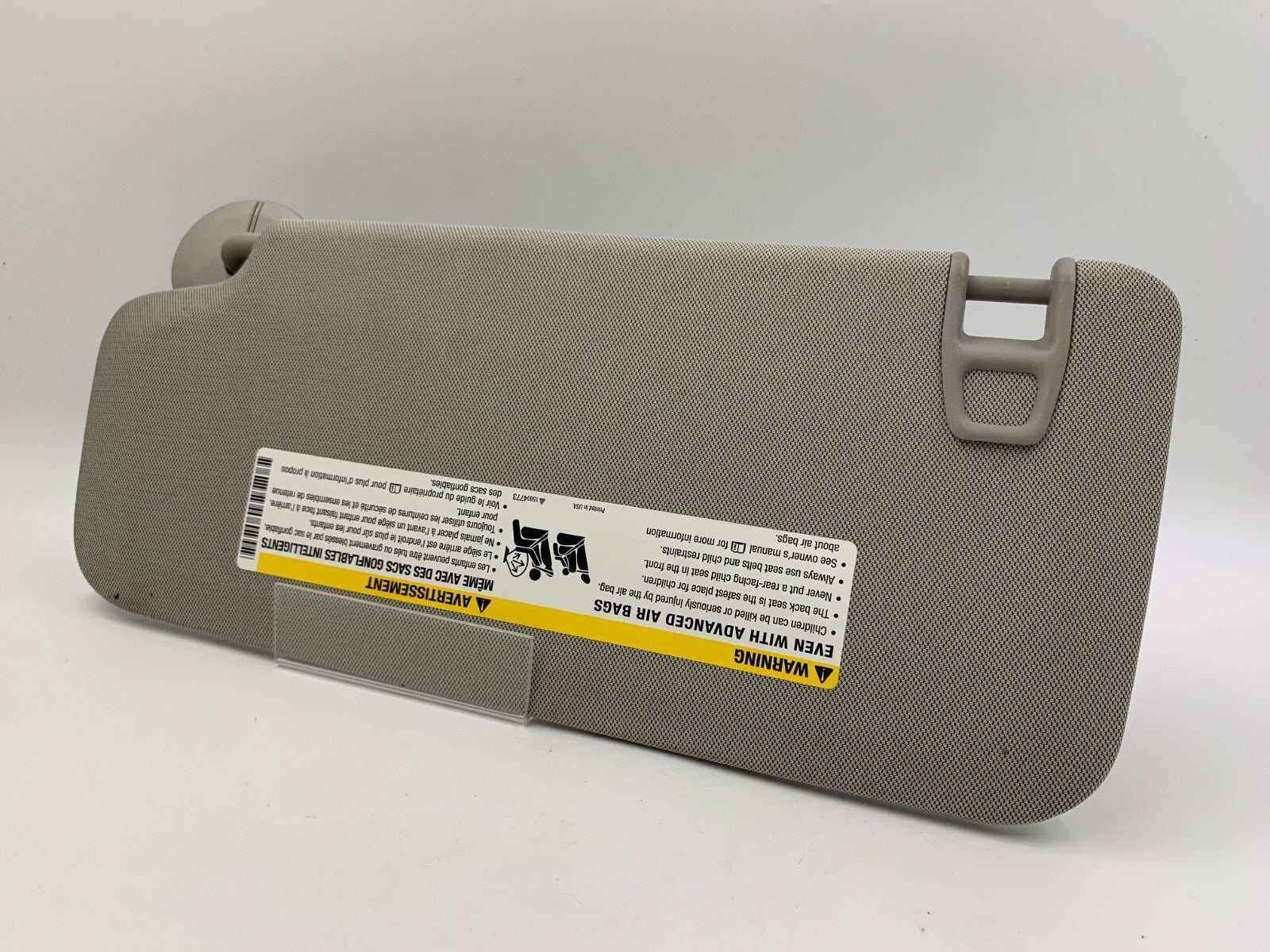 2017-2022 Chevrolet Trax Passenger Sun Visor Gray OEM C02B40030