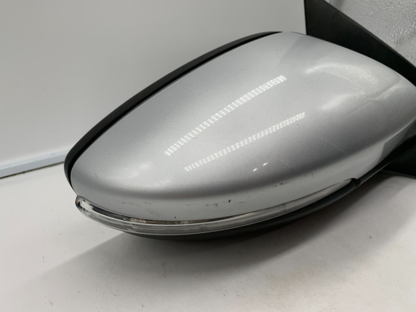 2009-2012 Volkswagen CC Passenger Side View Power Door Mirror Silver A01B08064