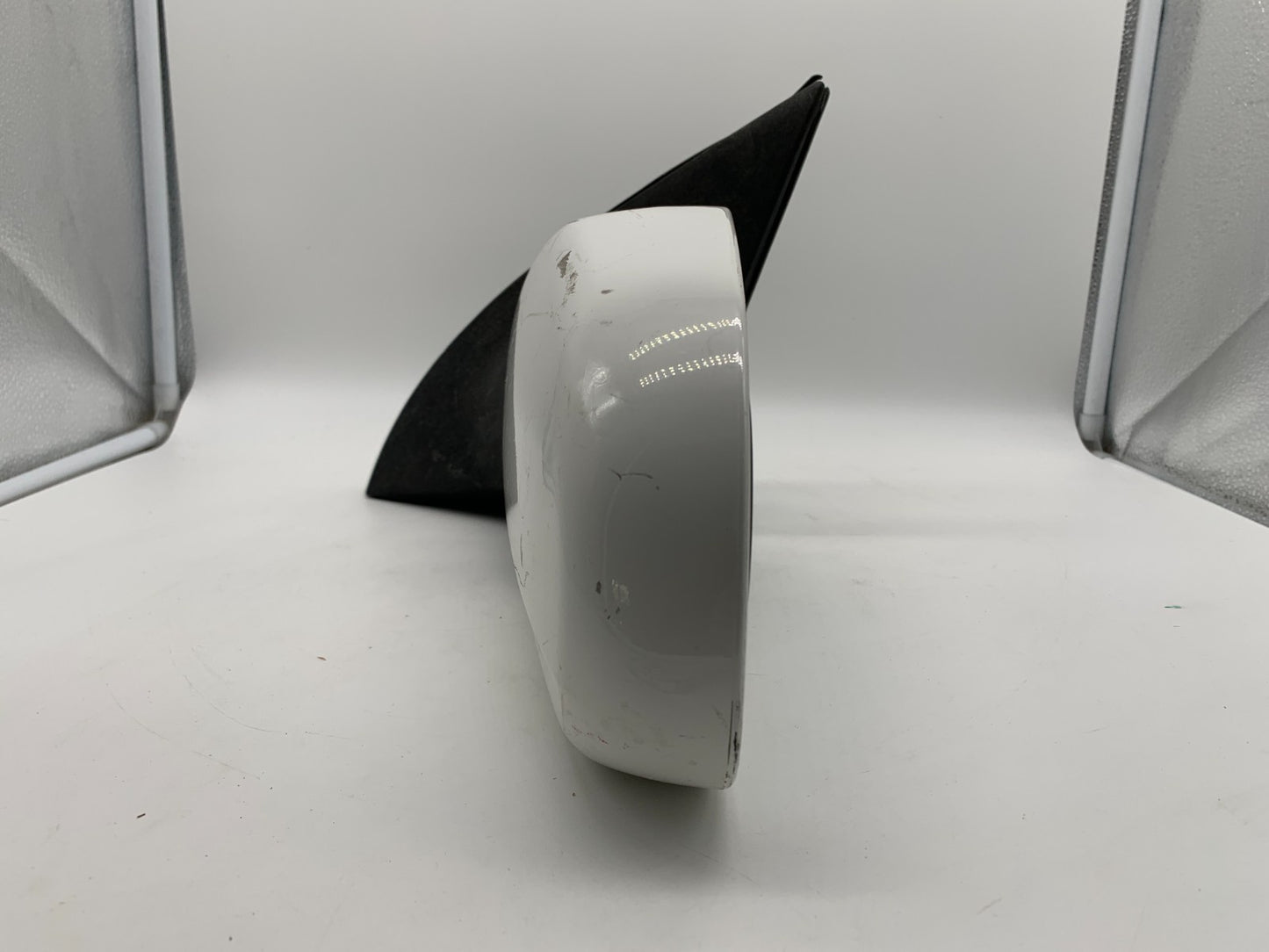 2004-2008 Suzuki Forenza Driver Side View Power Door Mirror White OEM C03B29011