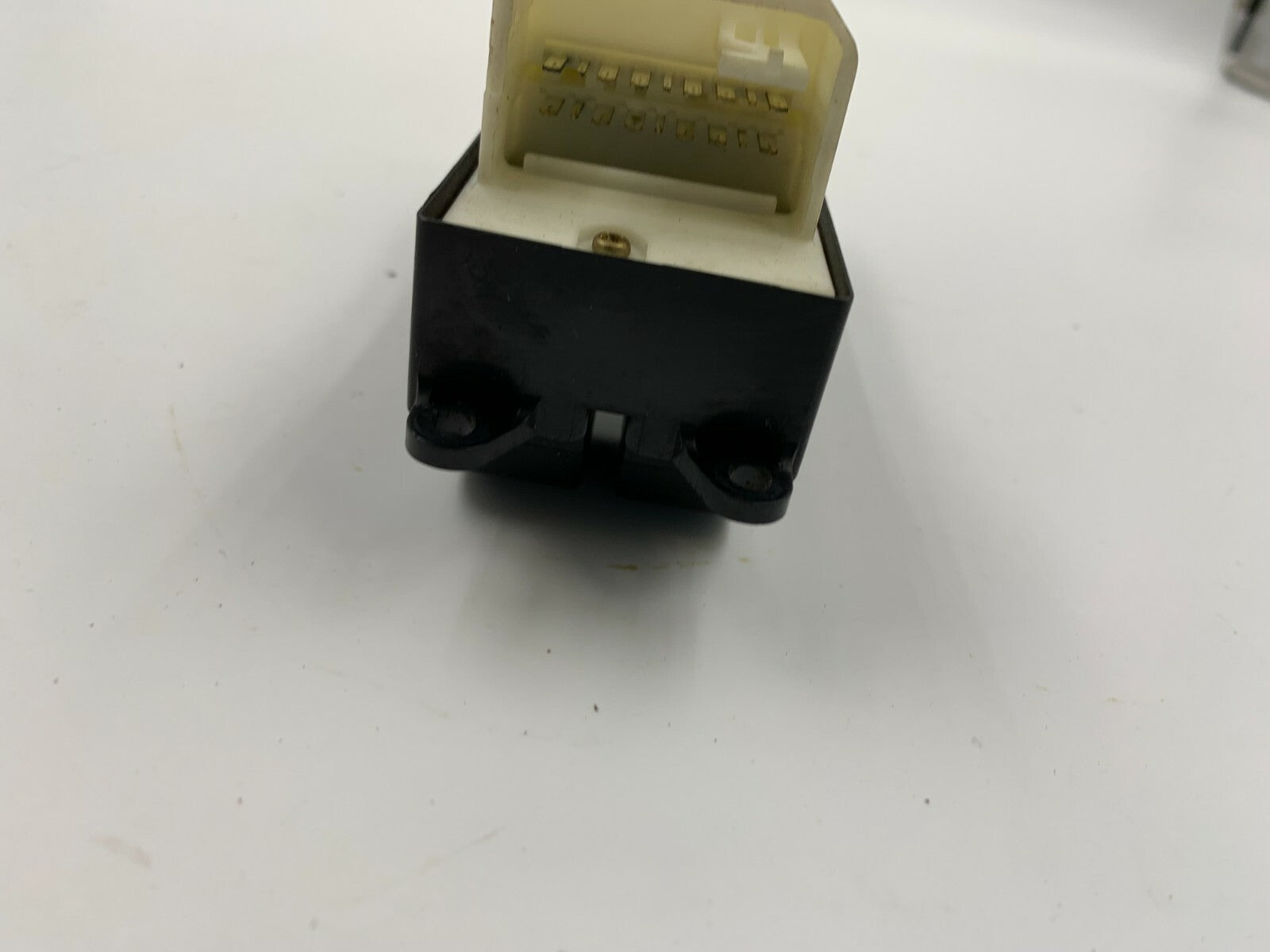 2005-2006 Toyota Camry Master Power Window Switch OEM B02012