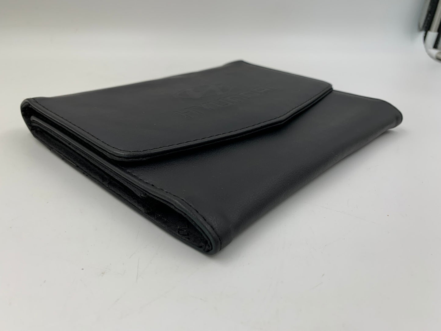 2011 Hyundai Sonata Owners Genuine Leather Manual Case Only OEM B03B30009