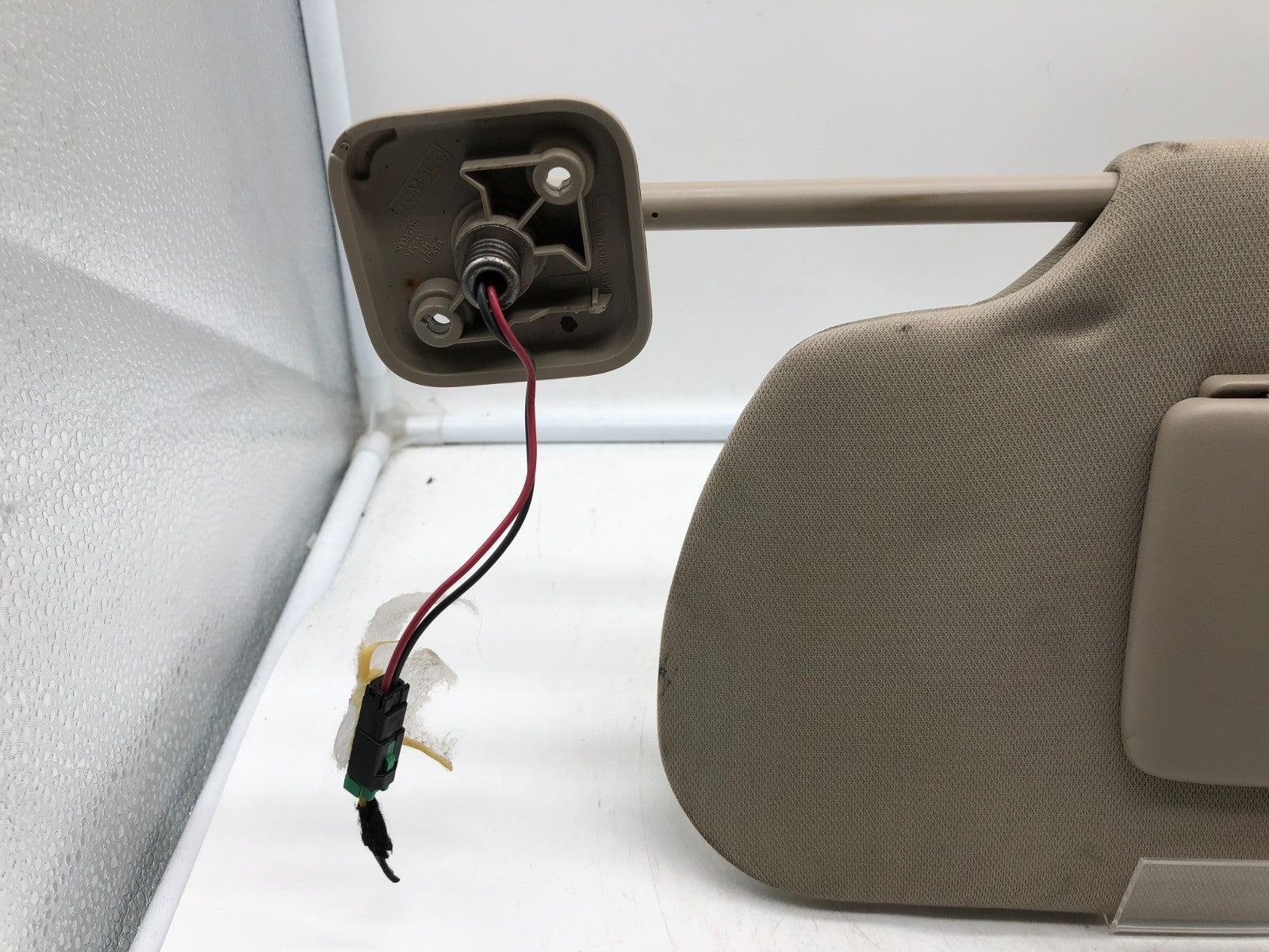 2009 Ford Flex Driver Sun Visor Gray Illuminated OEM C02B44002