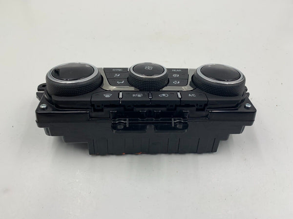 2013 Buick Enclave AC Heater Climate Control OEM A02B07006