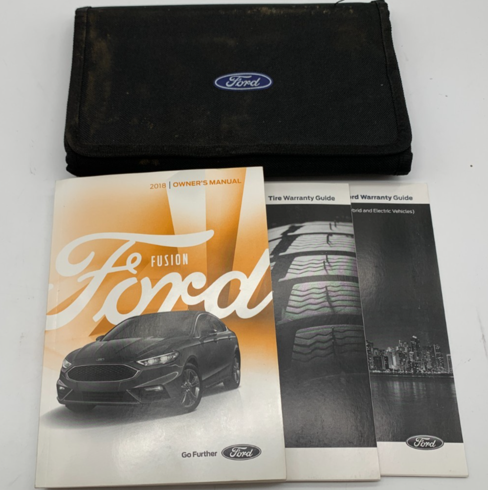 2018 Ford Fusion Owners Manual Set with Case OEM R01B13007