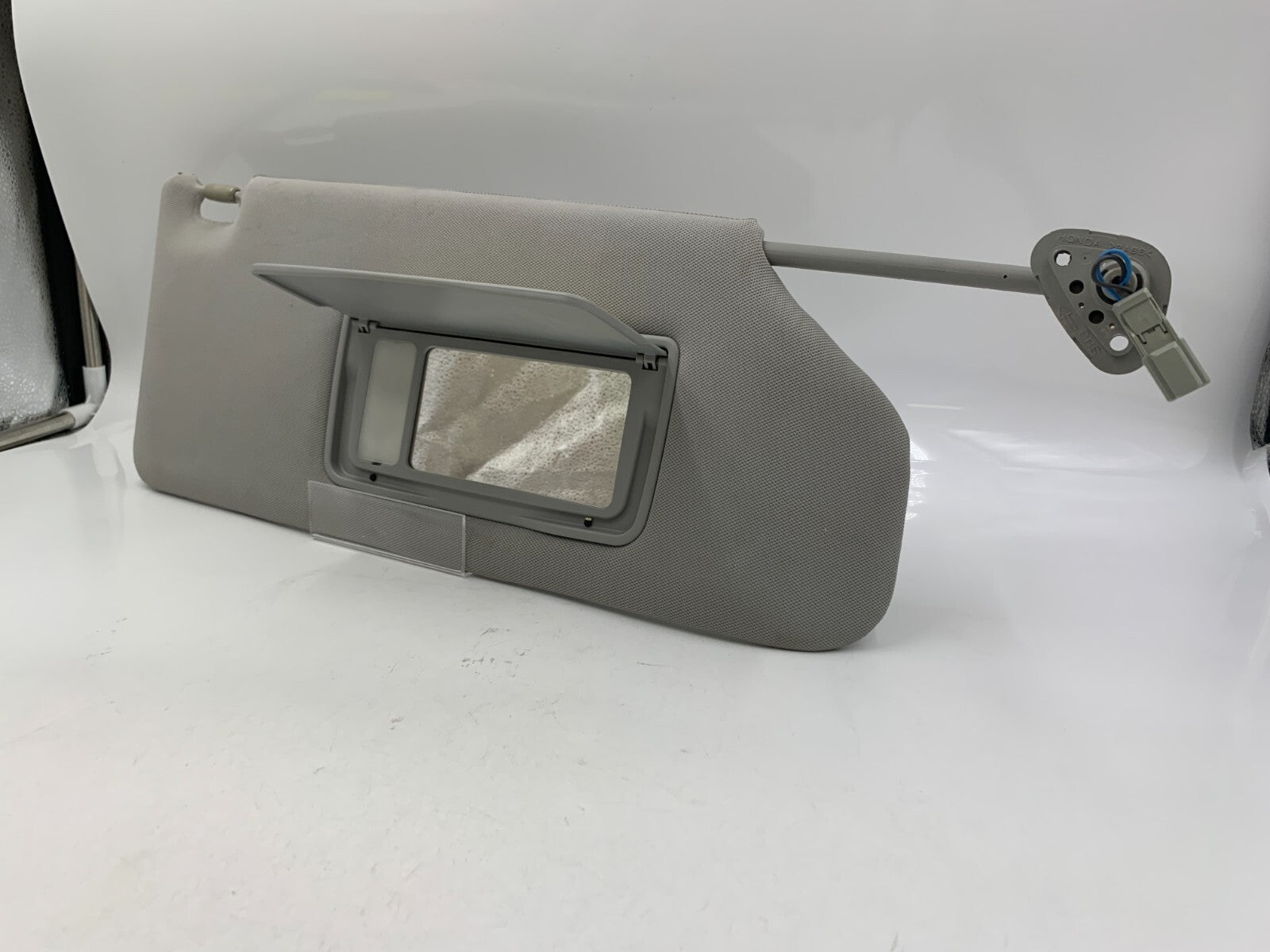 2005 Honda Odyssey Passenger Sun Visor Illuminated Gray OEM
