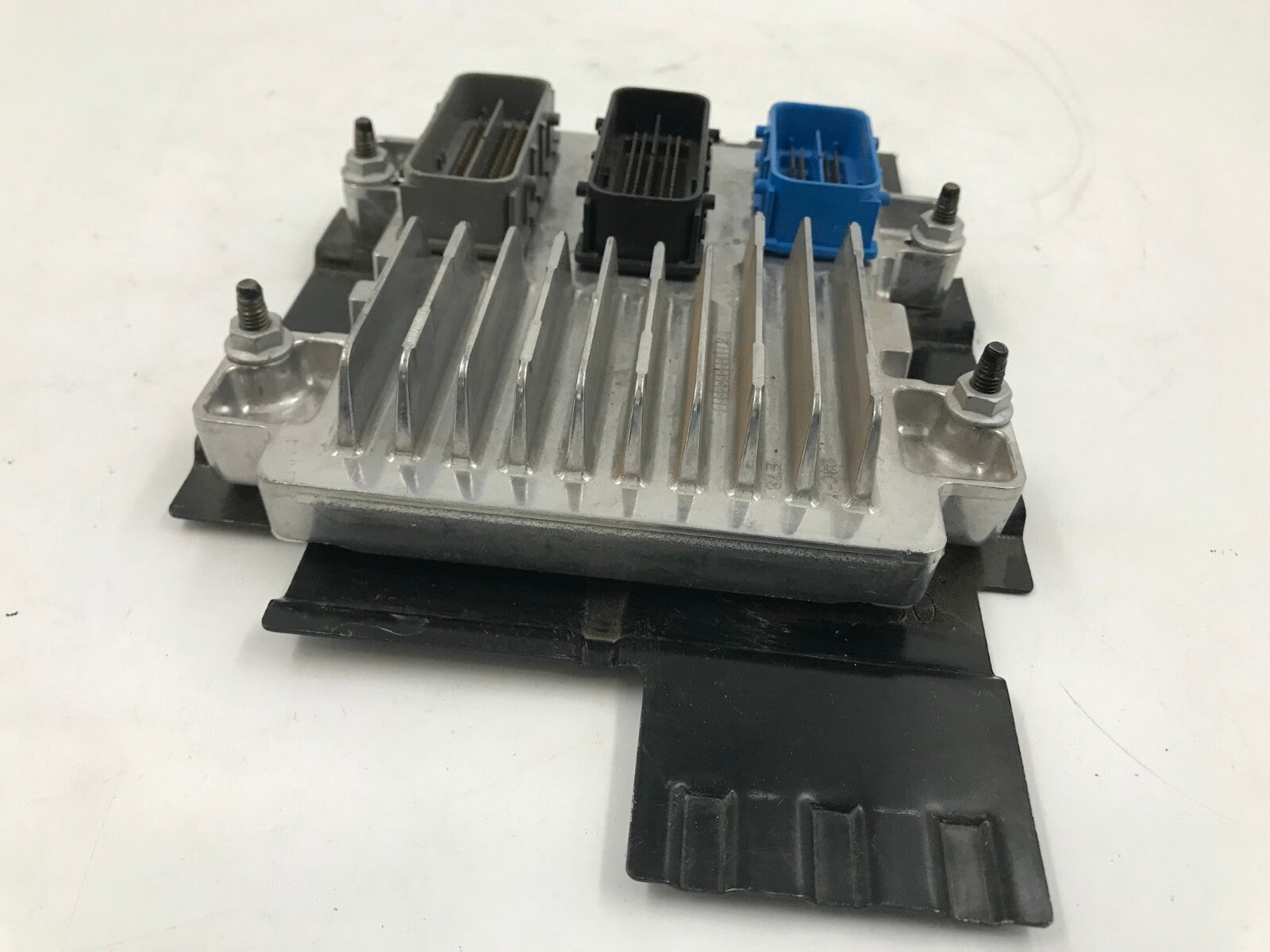 2017-2021 Chevrolet Trax Engine Control Module Unit ECU ECM OEM D02B43068