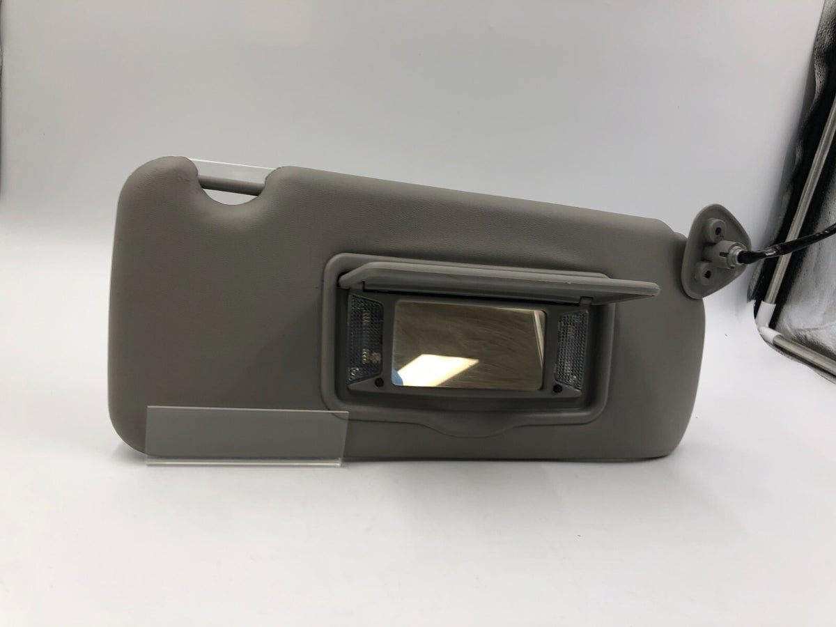 2003-2007 Cadillac CTS Passenger Sun Visor Gray Illuminated OEM C04B66003