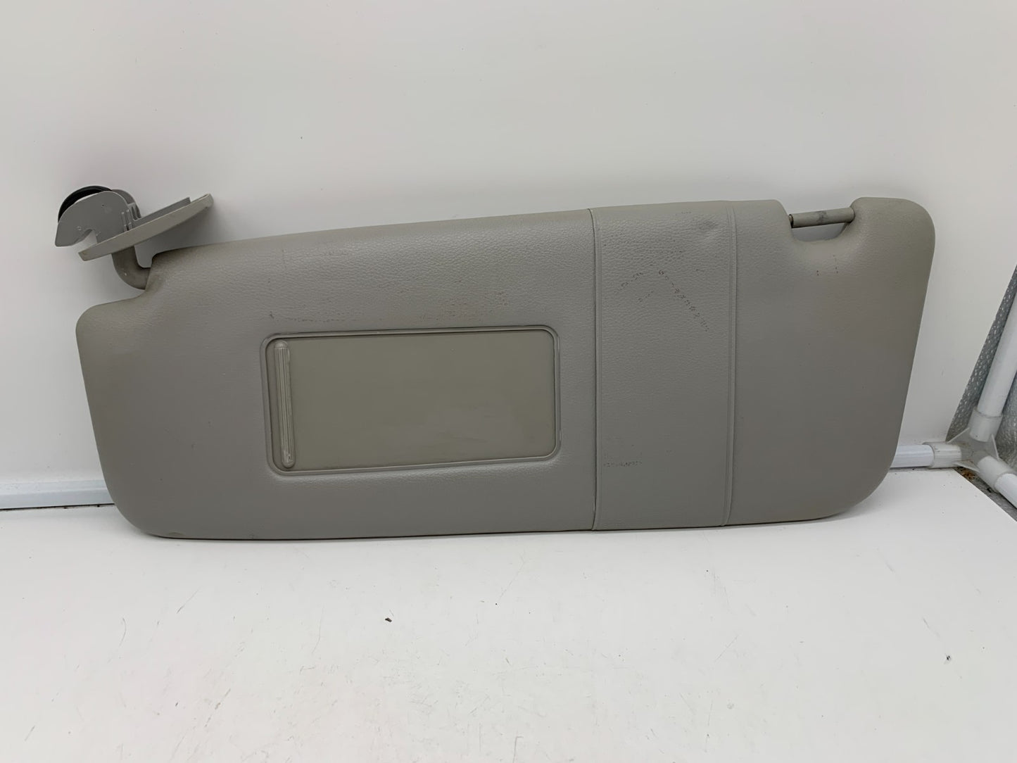 2006-2009 BMW 525 Driver Sun Visor Gray Illuminated OEM C02B14059