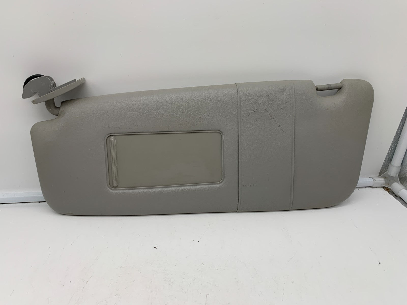 2006-2009 BMW 525 Driver Sun Visor Gray Illuminated OEM C02B14059