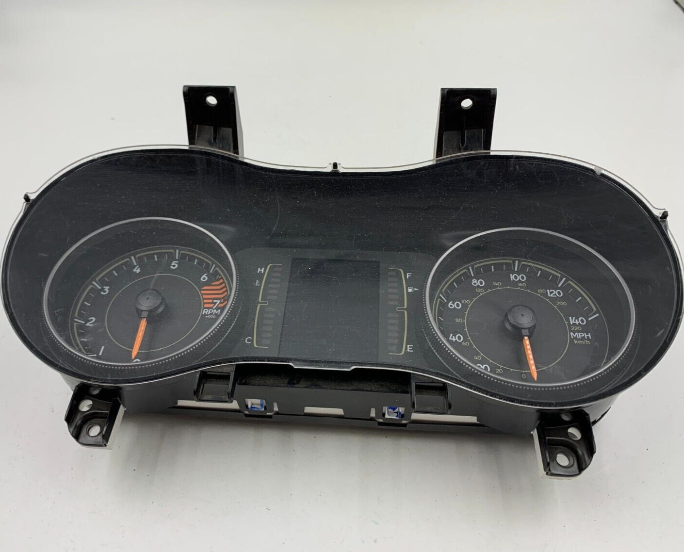 2016 Jeep Grand Cherokee Speedometer Instrument Cluster 73077 Miles D02B31049