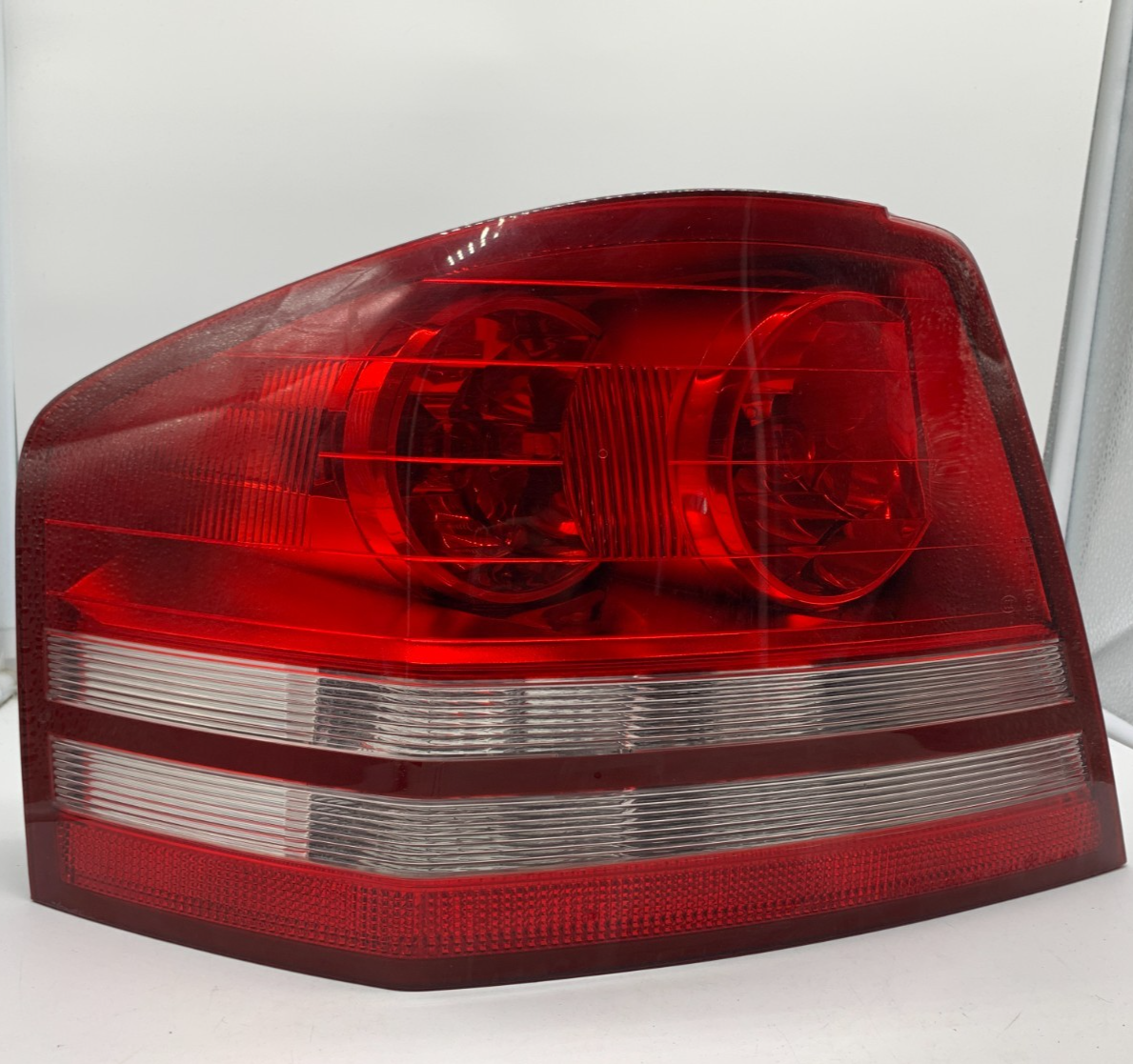2008-2010 Dodge Avenger Driver Side Tail Light Taillight OEM B04B12006