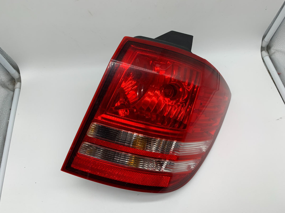 2009 Dodge Journey Passenger Side Tail Light Taillight OEM B02B09085