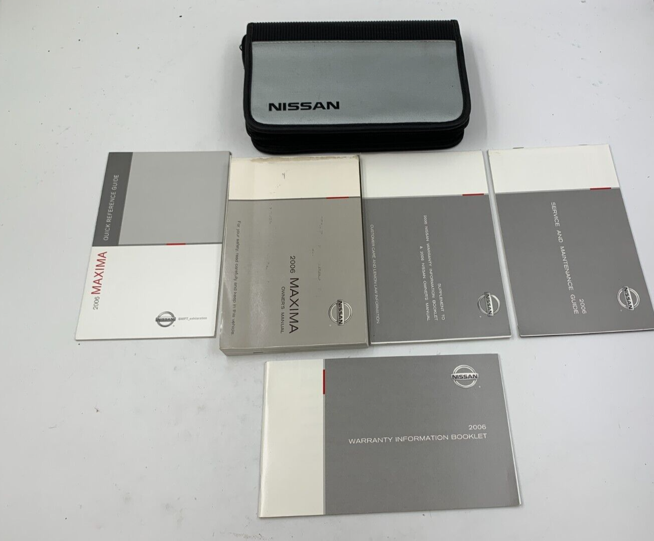 2006 Nissan Maxima Owners Manual Set with Case OEM B02B38083