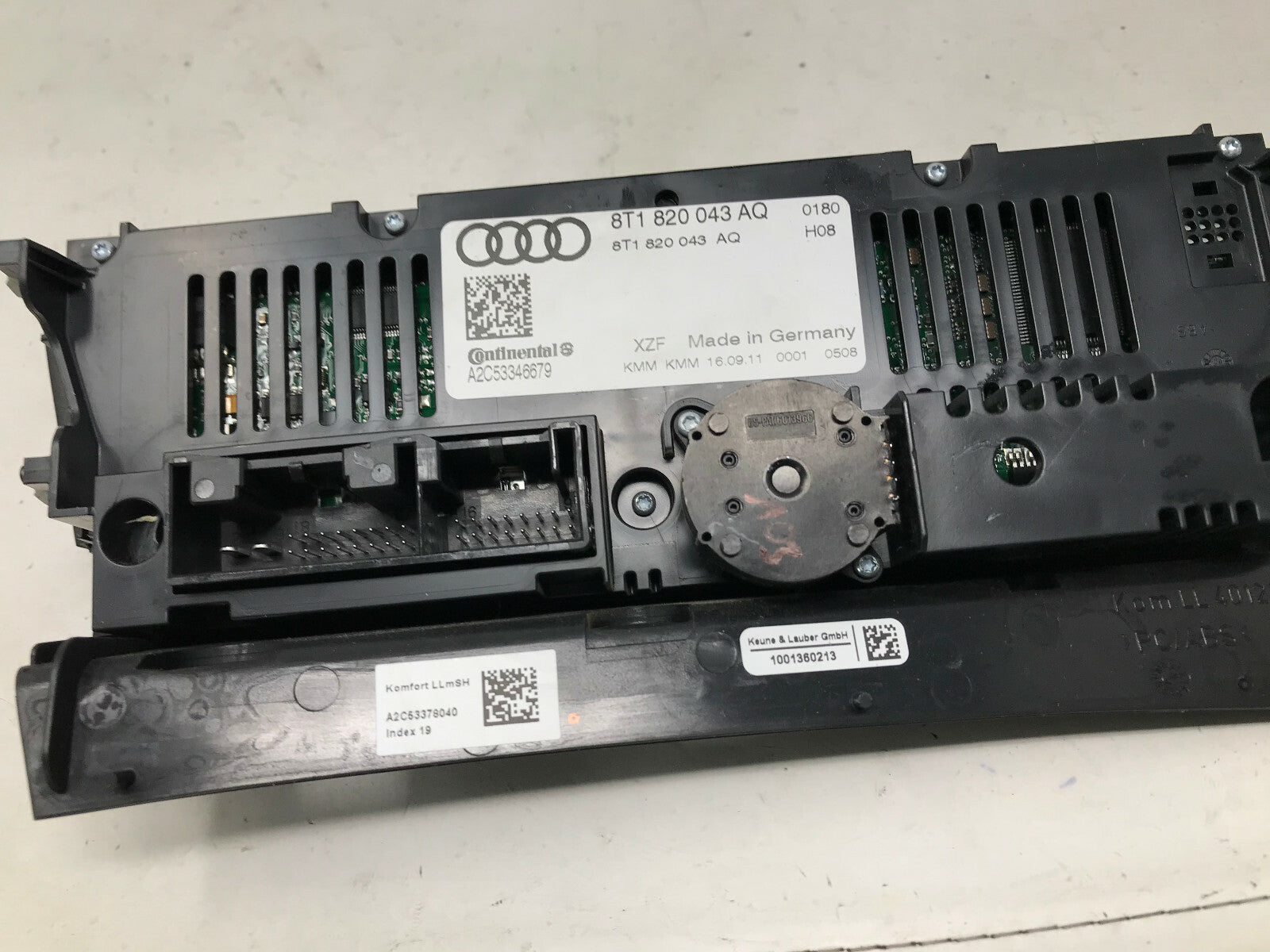 2008-2013 Audi A5 AC Heater Climate Control Unit OEM E01B13013