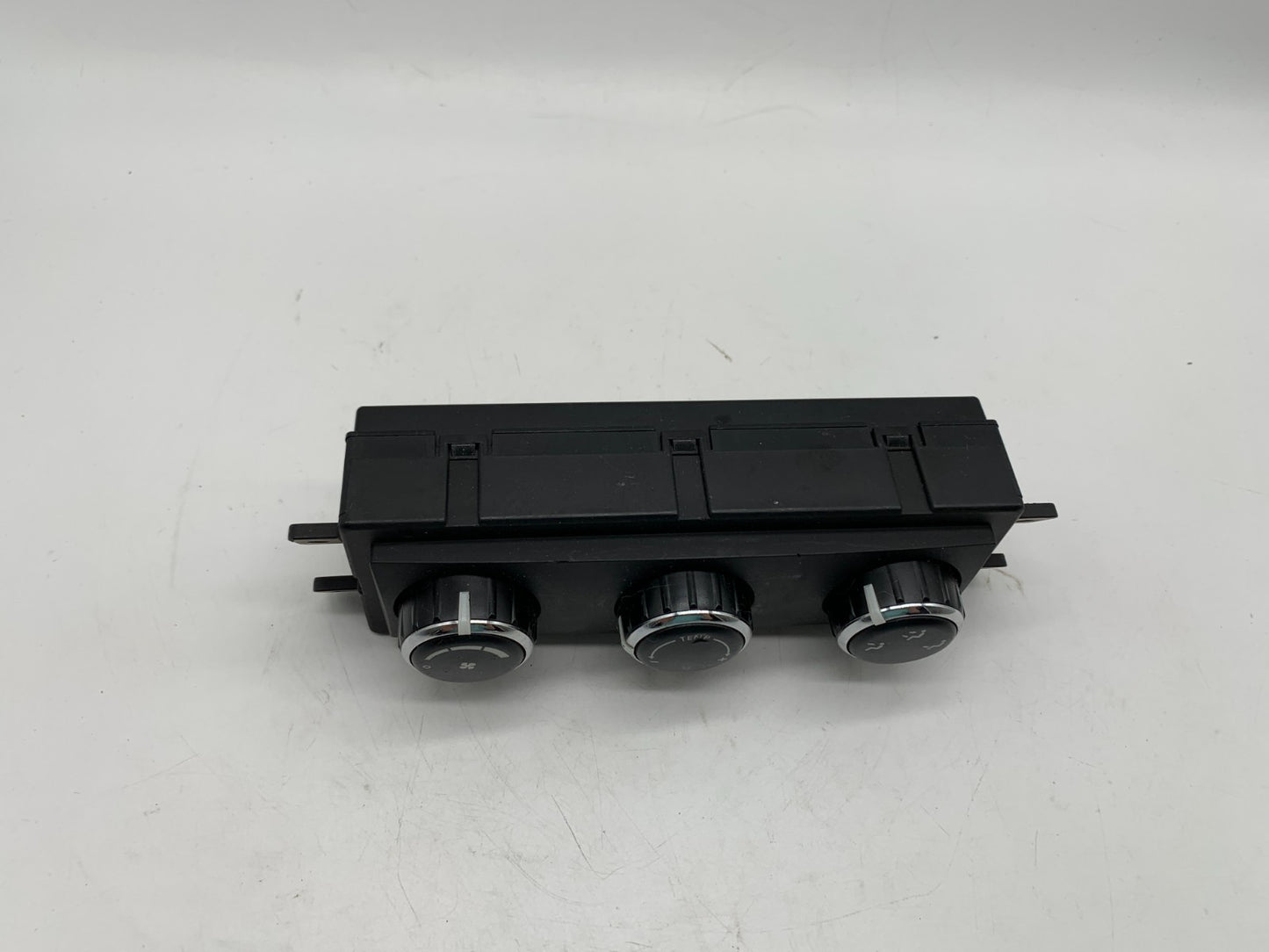 2009-2014 Volkswagen Routan Rear Climate Control AC Heater OEM A04B43009
