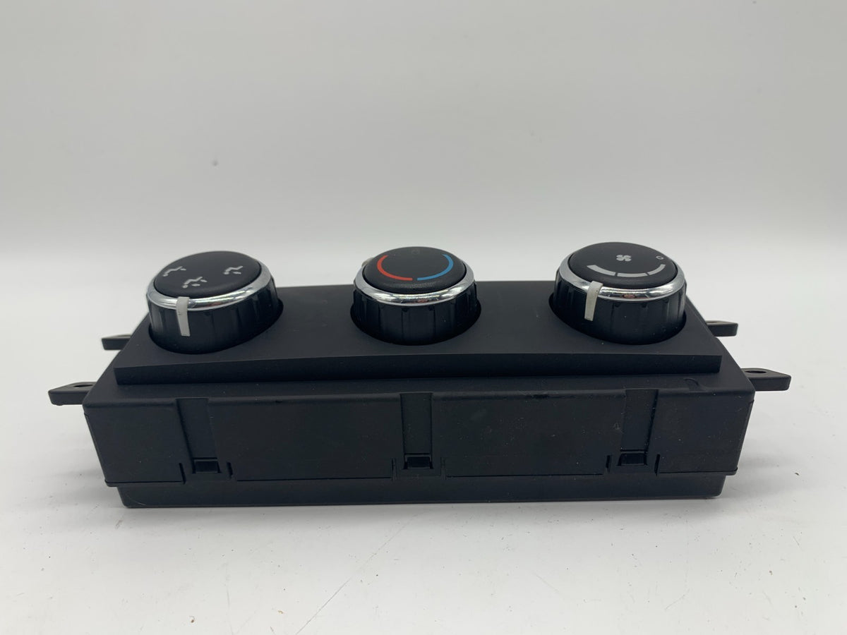 2008-2010 Chrysler Town & Country Rear AC Heater Climate Control OEM 55111810AD