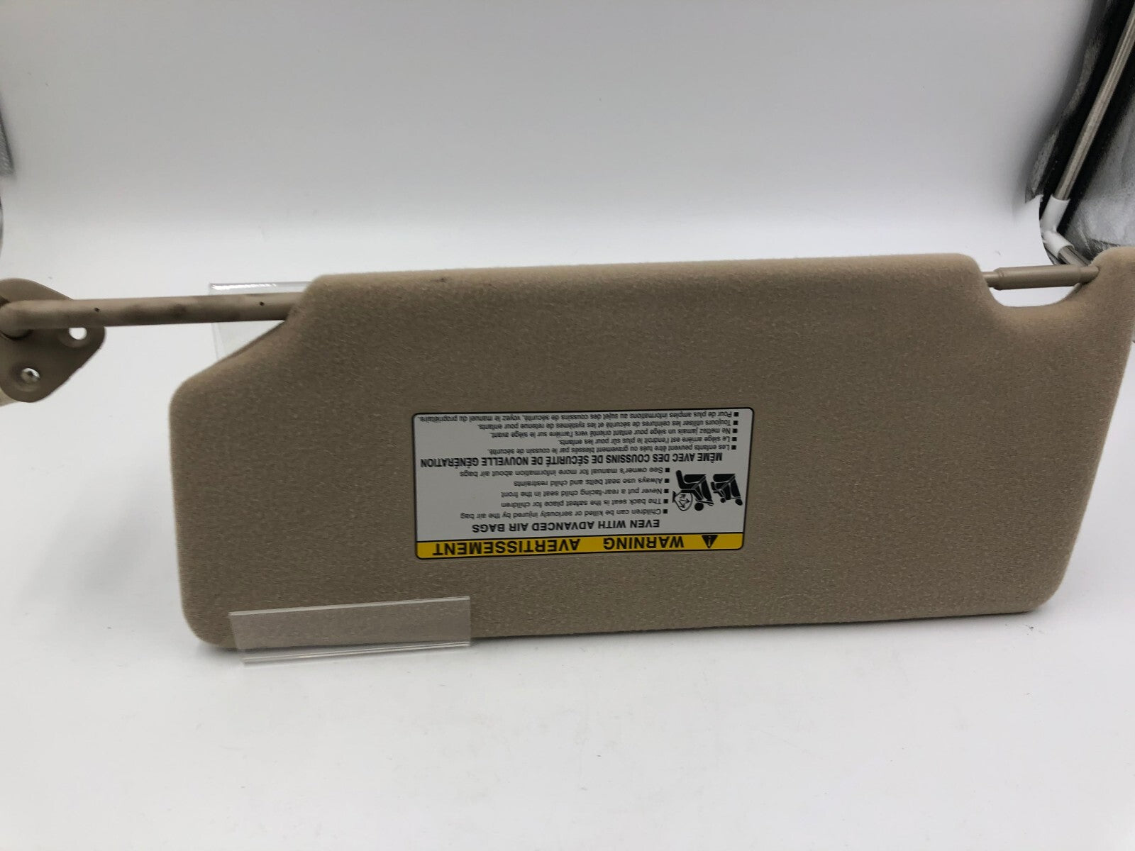 2005-2012 Toyota Avalon Passenger Sun Visor Tan Illuminated OEM A04B12029