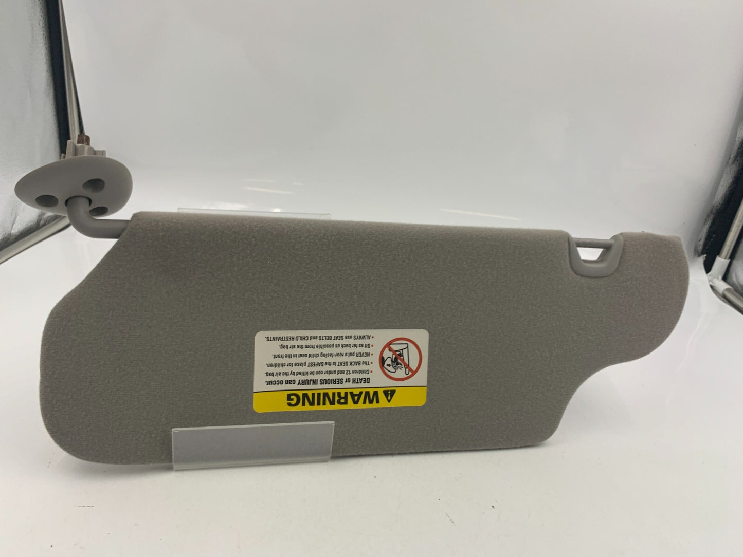 2001-2003 Ford Taurus Passenger Sun Visor Gray OEM B03B29033