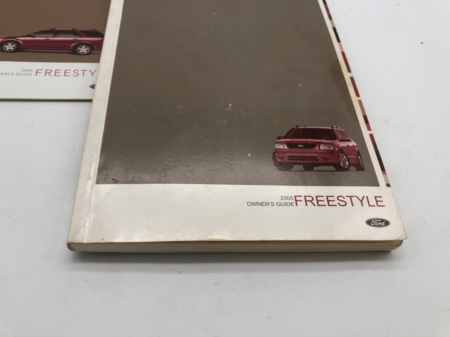 2005 Ford Freestyle Owners Manual Set with Case OEM B04B22036