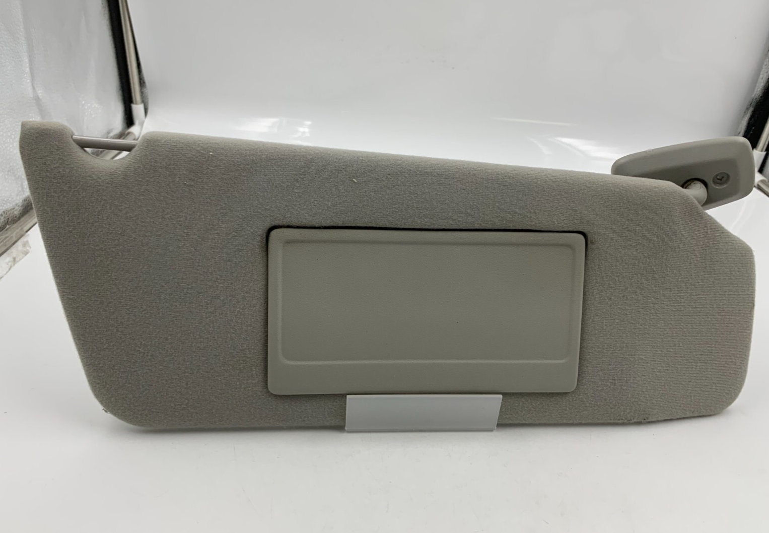 2004-2008 Ford F-150 F150 Passenger Sun Visor Gray OEM D01B25069
